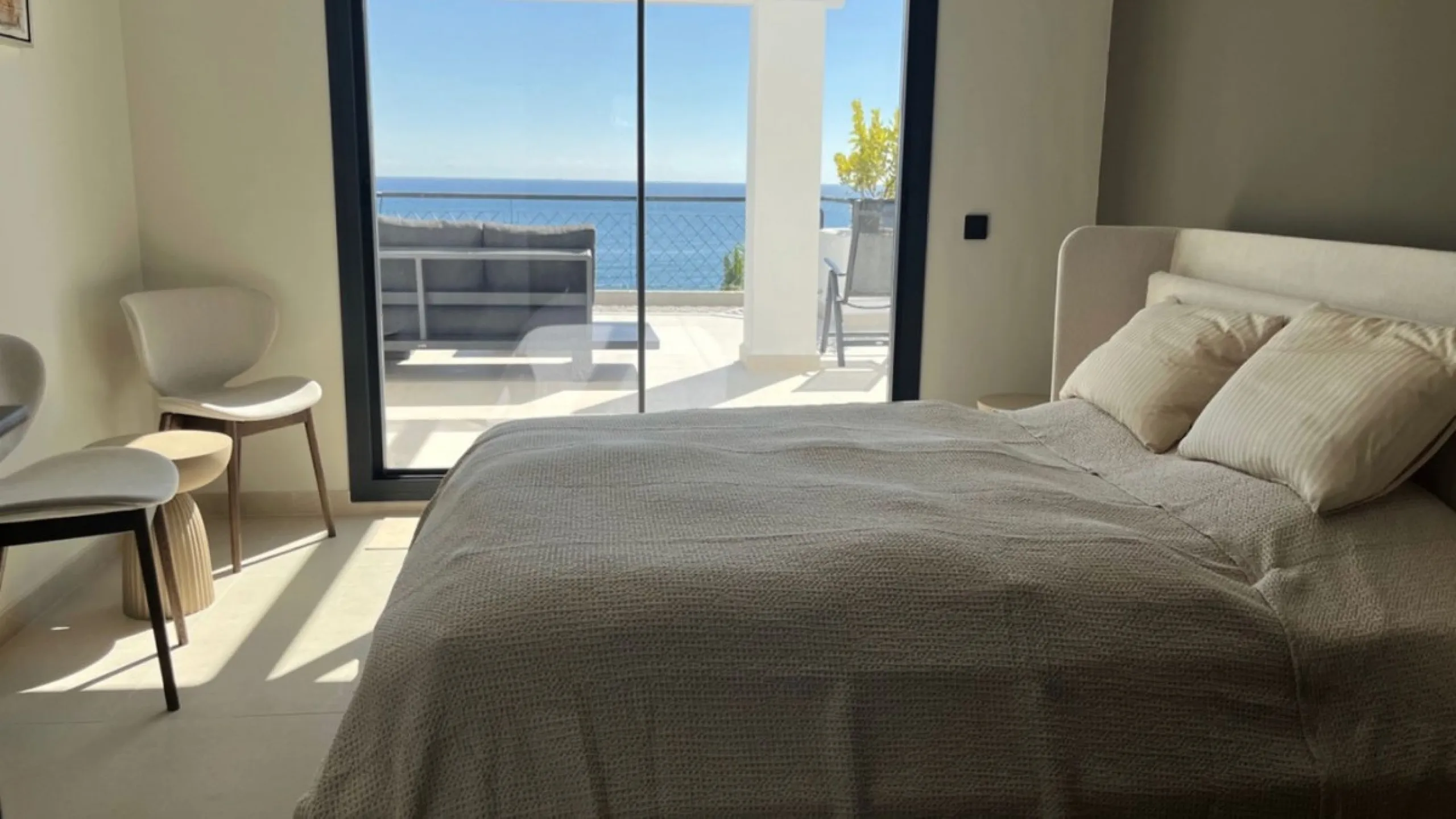 Penthouse for Sale in Sitio de Calahonda, Mijas