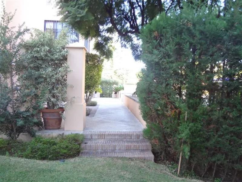 Apartment - Middle Floor, Nueva Andalucía, Costa del Sol.