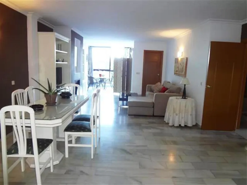 Apartment - Middle Floor, Nueva Andalucía, Costa del Sol.