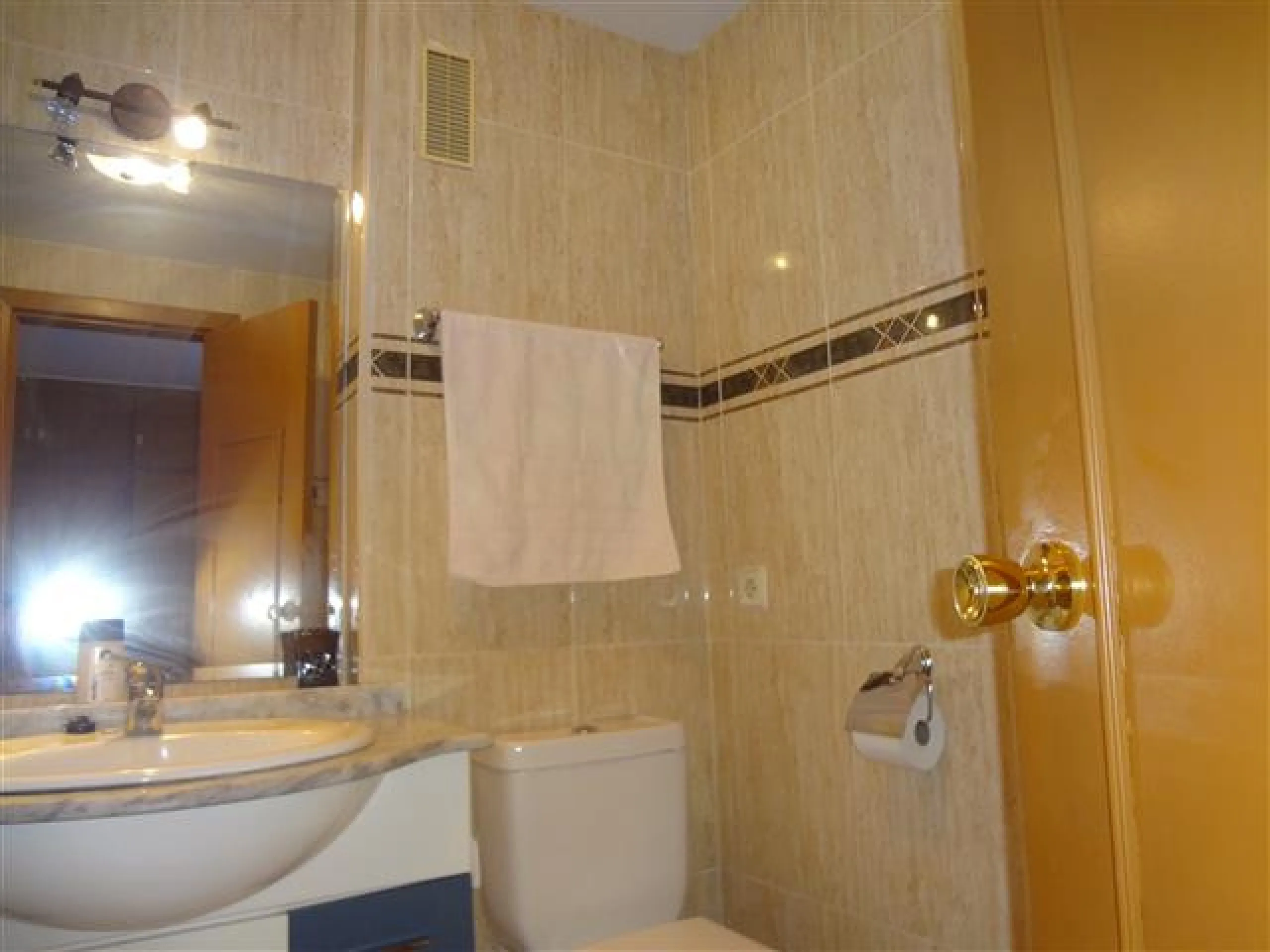 Apartment - Middle Floor, Nueva Andalucía, Costa del Sol.