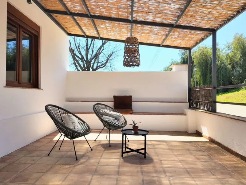 The ultimate opportunity for your dream home and B&B!