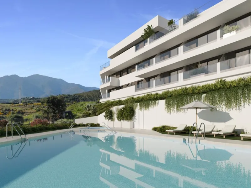 Step inside this beautiful, brand-new 2-bedroom, 2-bathroom apartment right in the heart of Estepona, where modern comfort meets effortless Mediterranean living.