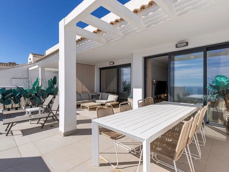 Modern Duplex Penthouse with Panoramic Sea Views in Benalmádena