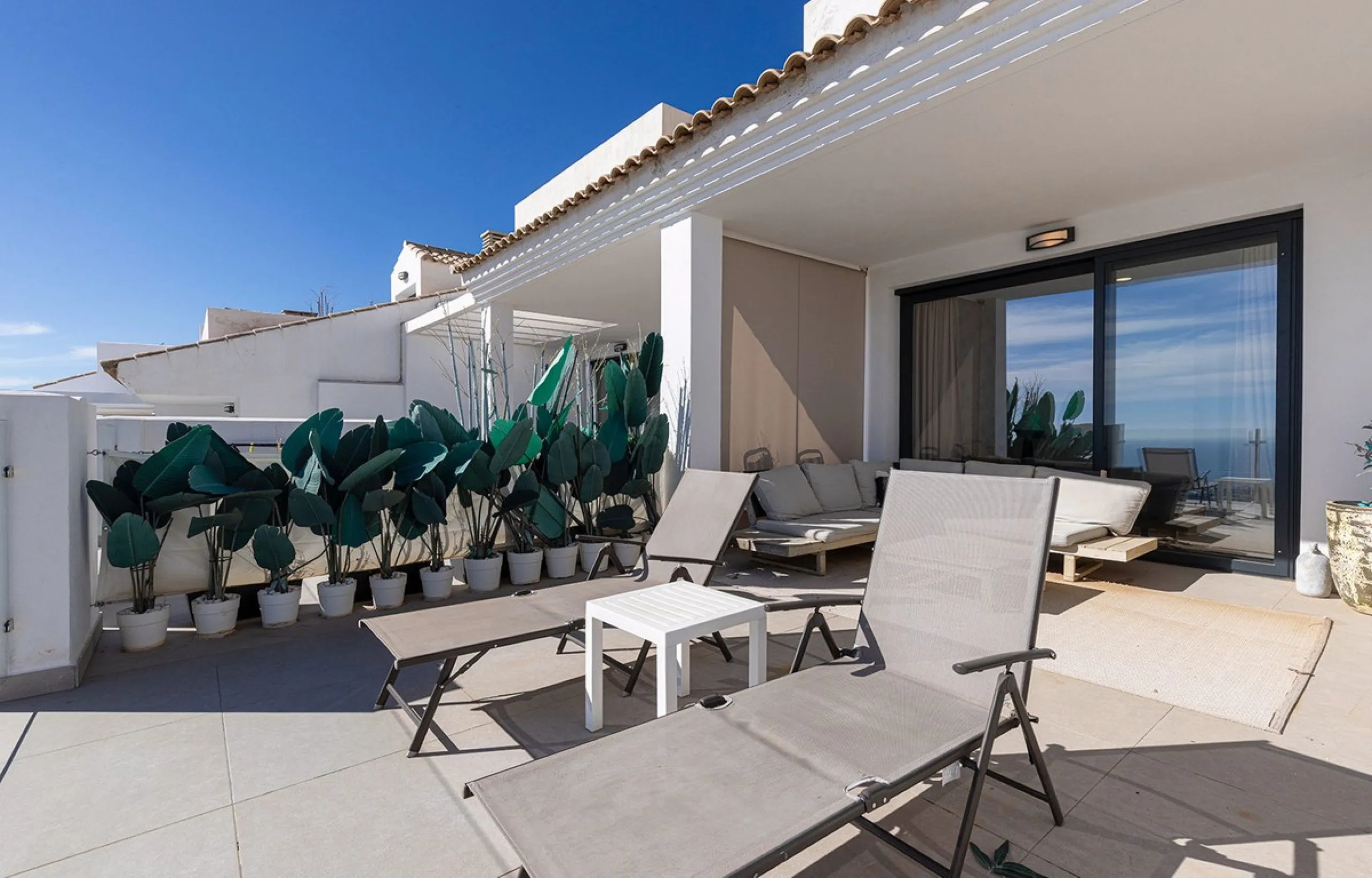 Modern Duplex Penthouse with Panoramic Sea Views in Benalmádena