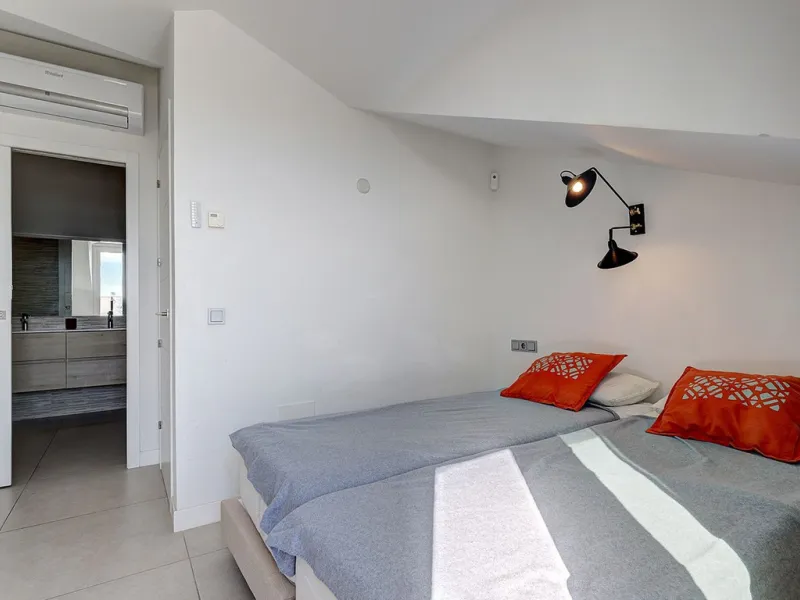 Modern Duplex Penthouse with Panoramic Sea Views in Benalmádena