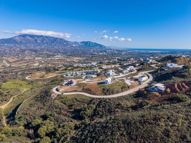 Plot - Residential Plot в продаже в Mijas, Málaga. Площадь дома 270 м². Площадь участка 1354 м²