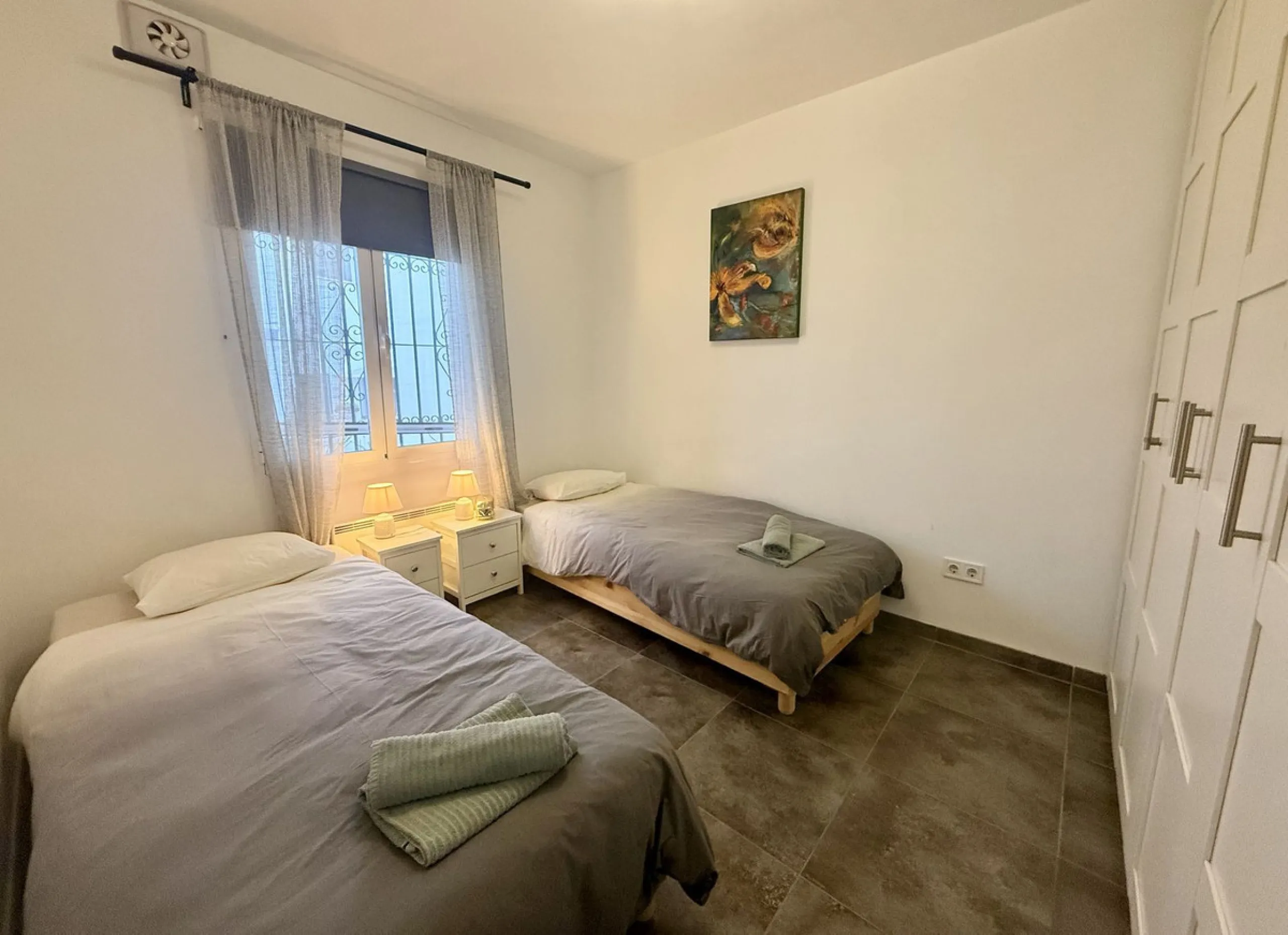Townhouse with Tourist Licence, Independent Apartment and Sea Views – Punta Lara, Nerja