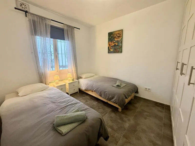 Townhouse with Tourist Licence, Independent Apartment and Sea Views – Punta Lara, Nerja