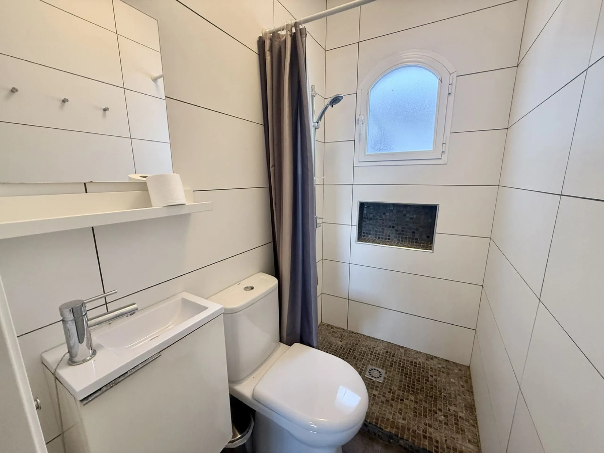 Townhouse with Tourist Licence, Independent Apartment and Sea Views – Punta Lara, Nerja