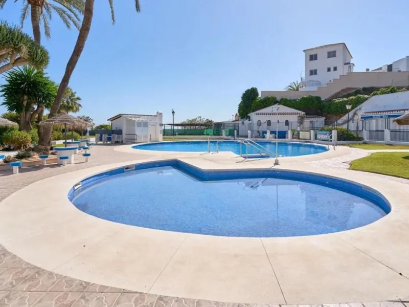 Townhouse with Tourist Licence, Independent Apartment and Sea Views – Punta Lara, Nerja