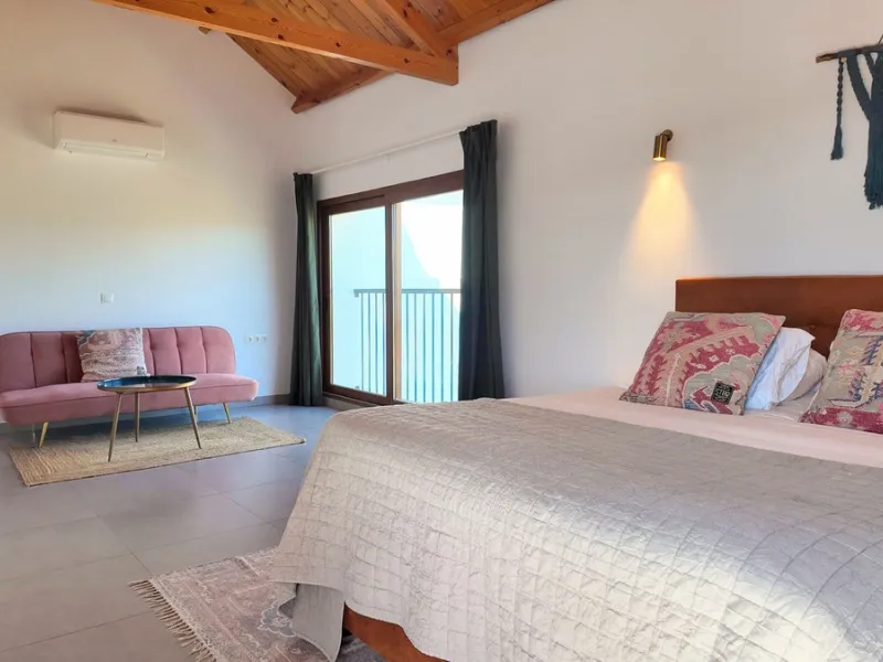 The ultimate opportunity for your dream home and B&B!