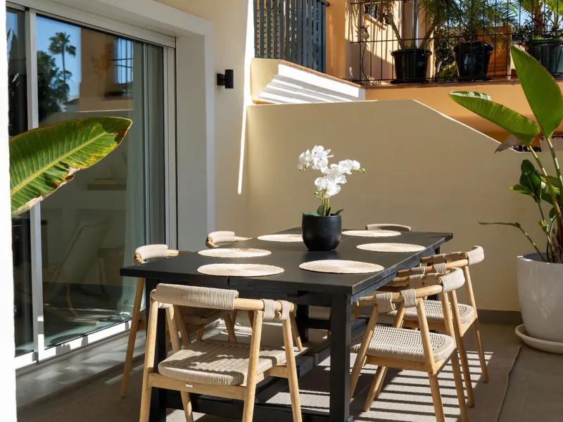 House - Townhouse в продаже в Marbella, Málaga. В доме 4 спален и 3 ванных комнат. Площадь дома 226 м²