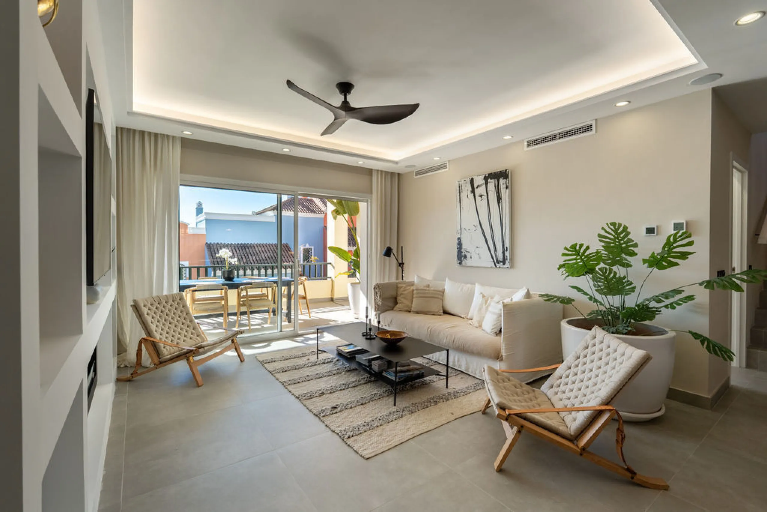 House - Townhouse в продаже в Marbella, Málaga. В доме 4 спален и 3 ванных комнат. Площадь дома 226 м²