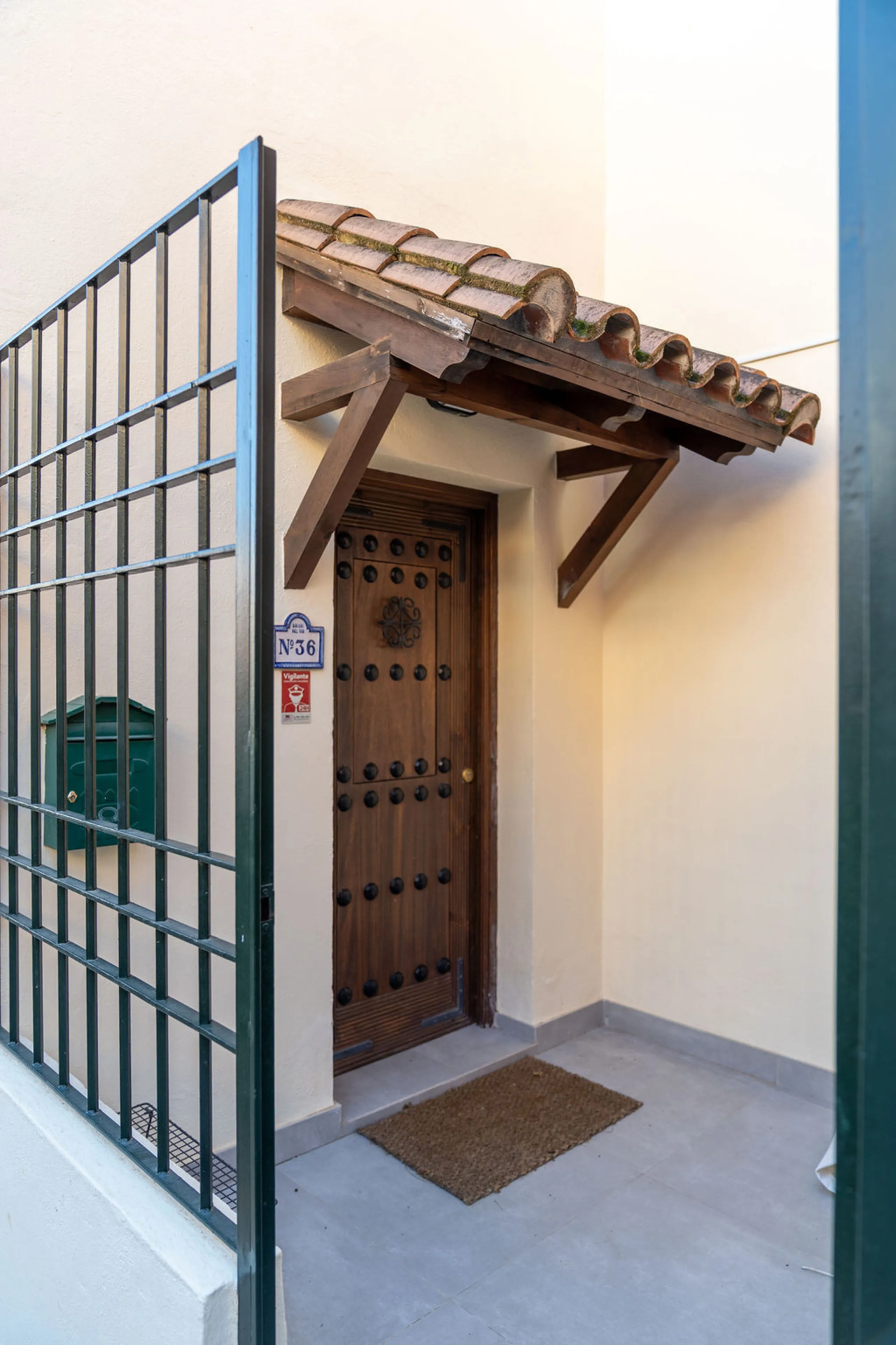 House - Townhouse в продаже в Marbella, Málaga. В доме 4 спален и 3 ванных комнат. Площадь дома 226 м²