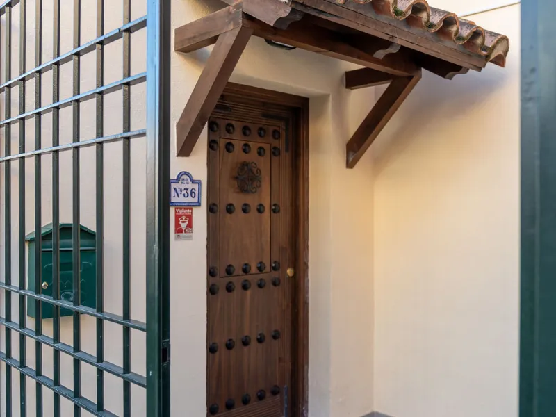 House - Townhouse в продаже в Marbella, Málaga. В доме 4 спален и 3 ванных комнат. Площадь дома 226 м²