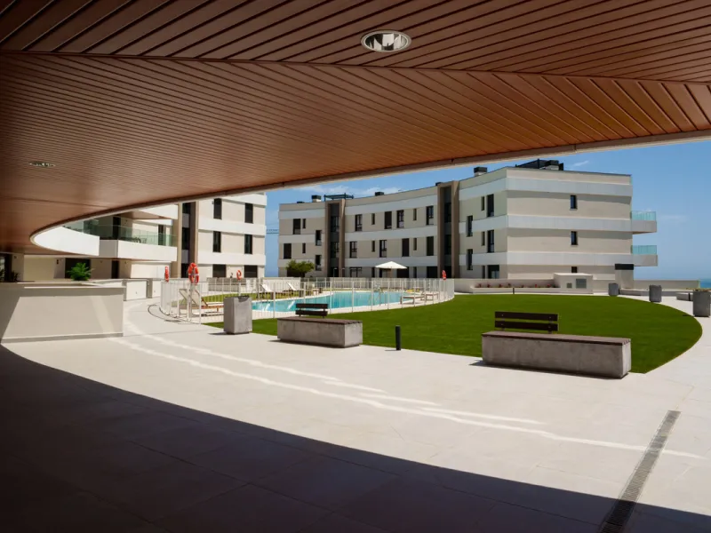 Apartment - Middle Floor Apartment в продаже в Estepona, Málaga. В доме 2 спален и 2 ванных комнат. Площадь дома 139 м²