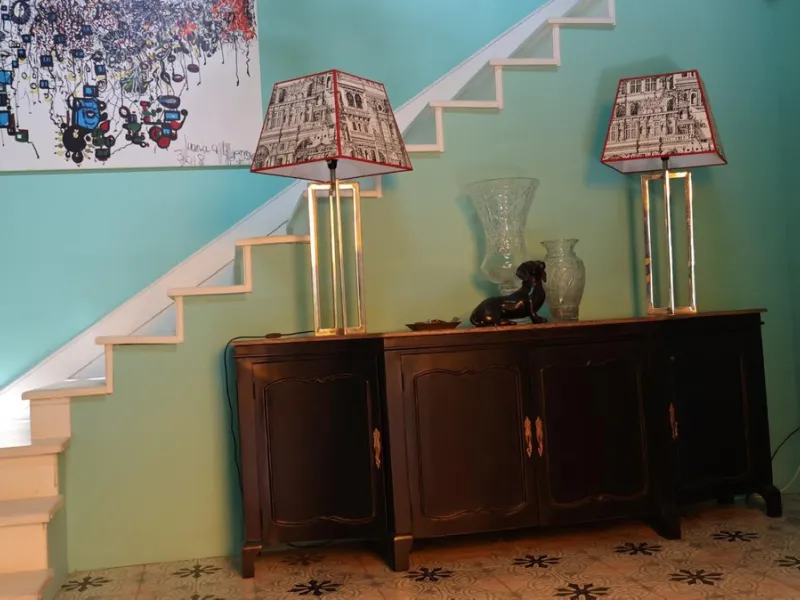 House - Detached Villa в продаже в Marbella, Málaga. В доме 5 спален и 6 ванных комнат. Площадь дома 587 м². Площадь участка 1018 м²