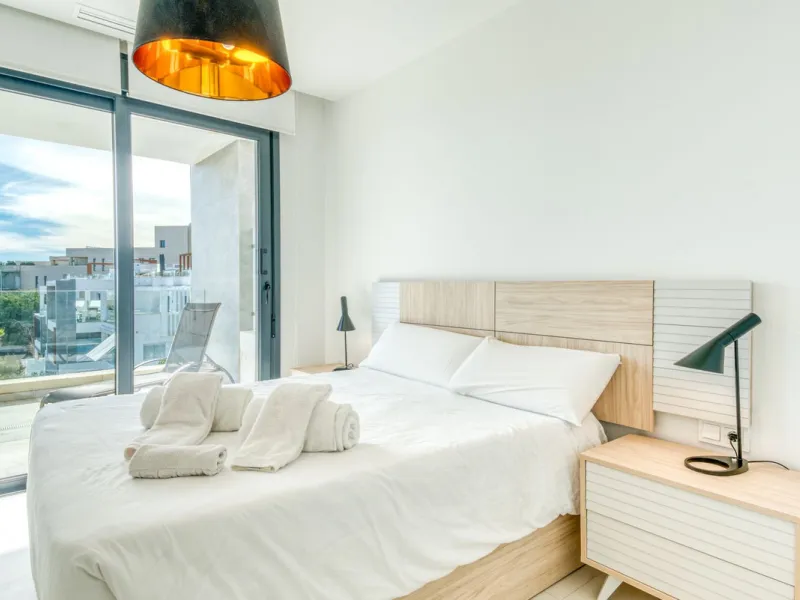 Apartment - Penthouse в продаже в Estepona, Málaga. В доме 2 спален и 2 ванных комнат. Площадь дома 99 м²