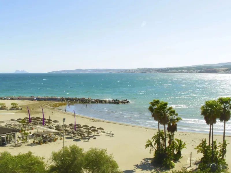 Apartment - Penthouse в продаже в Estepona, Málaga. В доме 2 спален и 2 ванных комнат. Площадь дома 99 м²