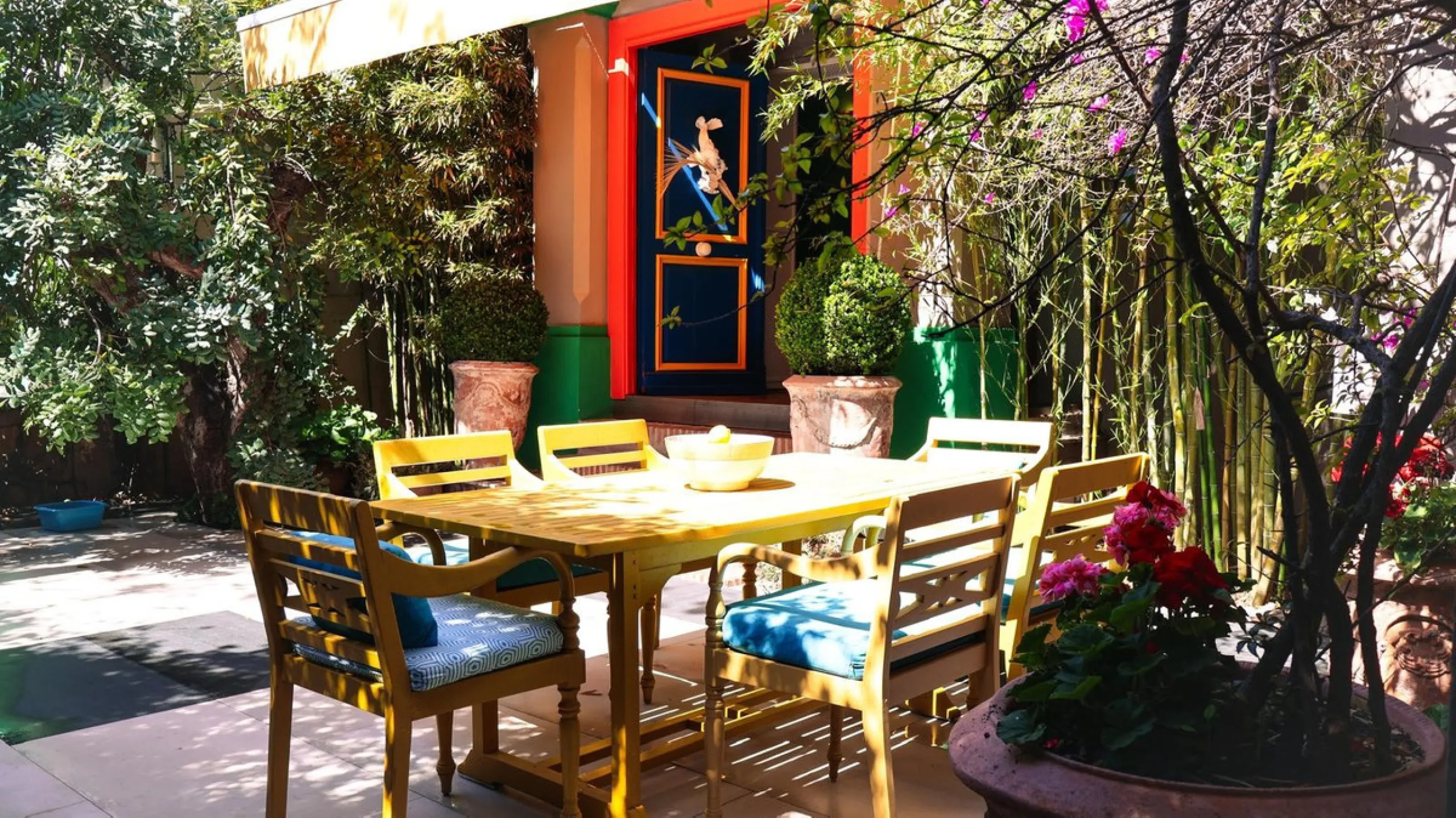 House - Detached Villa в продаже в Marbella, Málaga. В доме 5 спален и 6 ванных комнат. Площадь дома 587 м². Площадь участка 1018 м²