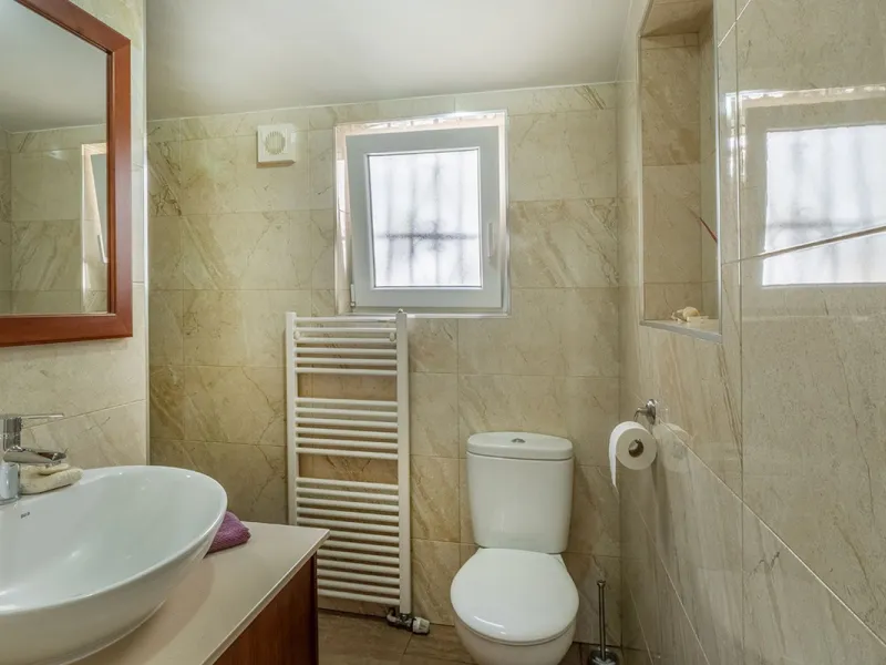 Charming Luxury Country Property with Guest House, Garage and Pool -Close to Competa