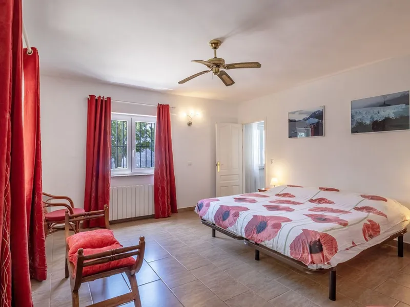 Charming Luxury Country Property with Guest House, Garage and Pool -Close to Competa