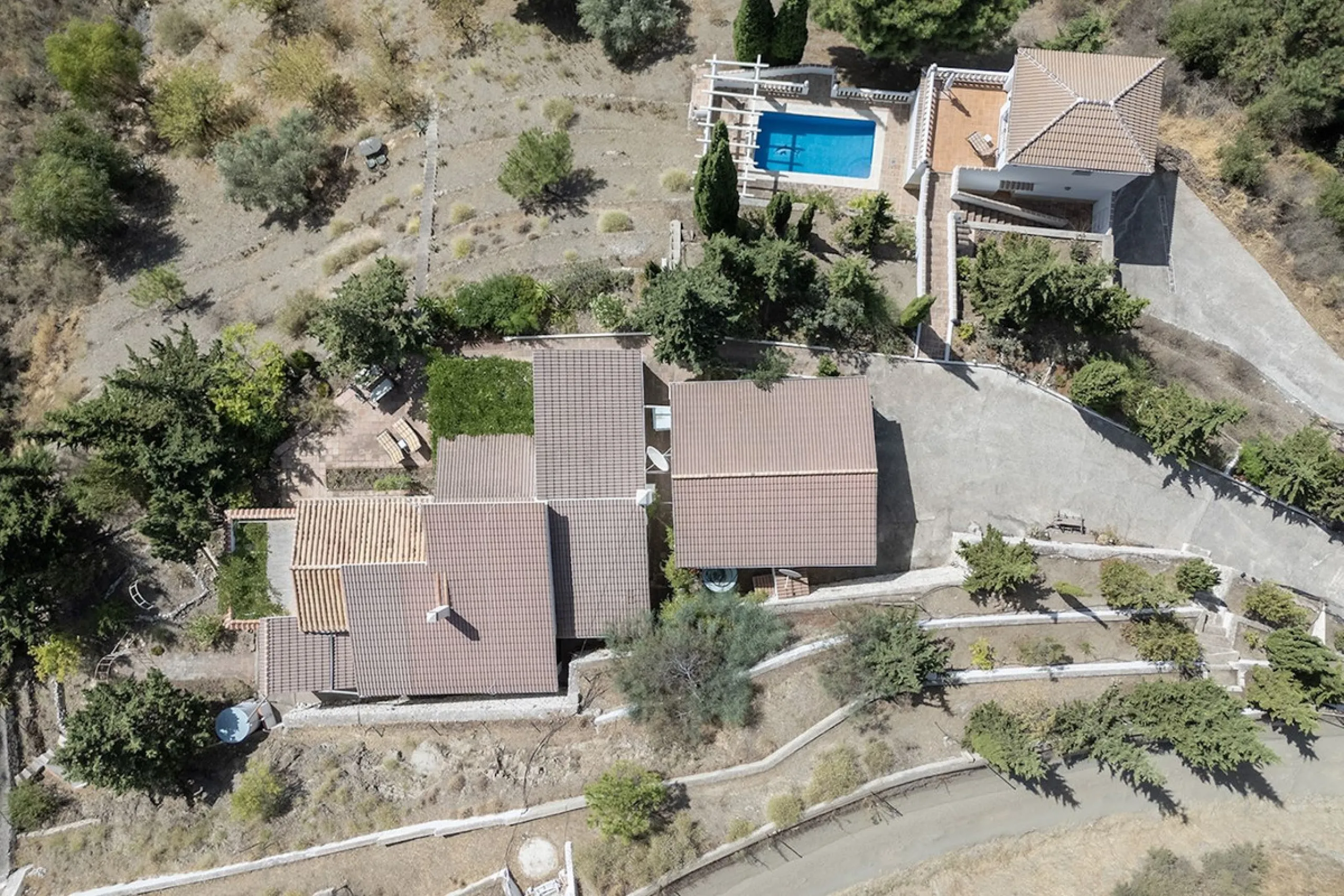 Charming Luxury Country Property with Guest House, Garage and Pool -Close to Competa