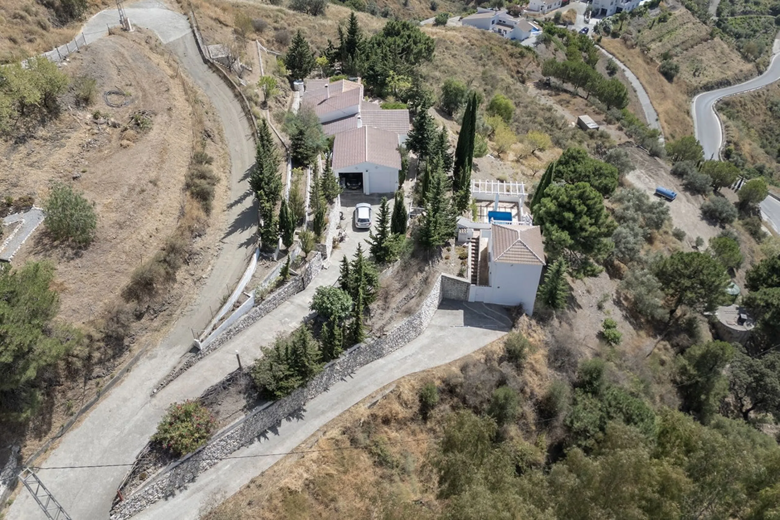 Charming Luxury Country Property with Guest House, Garage and Pool -Close to Competa