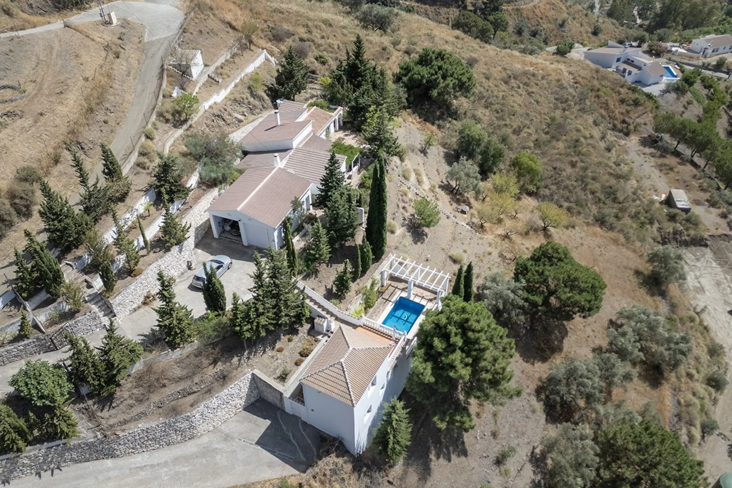 Charming Luxury Country Property with Guest House, Garage and Pool -Close to Competa