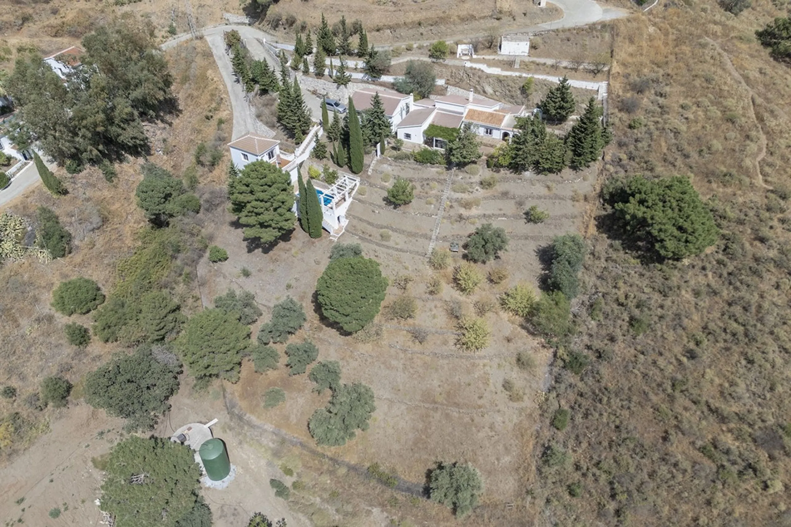 Charming Luxury Country Property with Guest House, Garage and Pool -Close to Competa