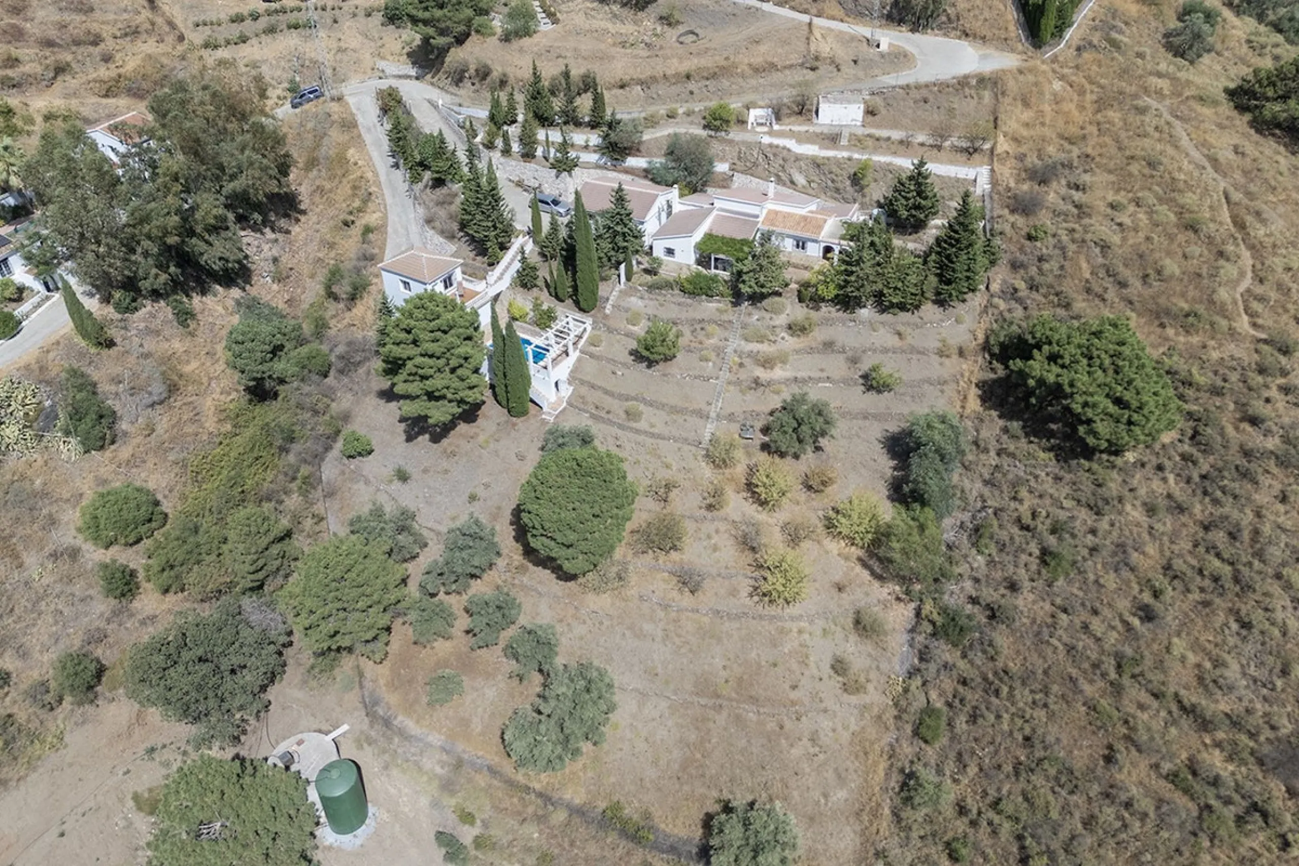 Charming Luxury Country Property with Guest House, Garage and Pool -Close to Competa