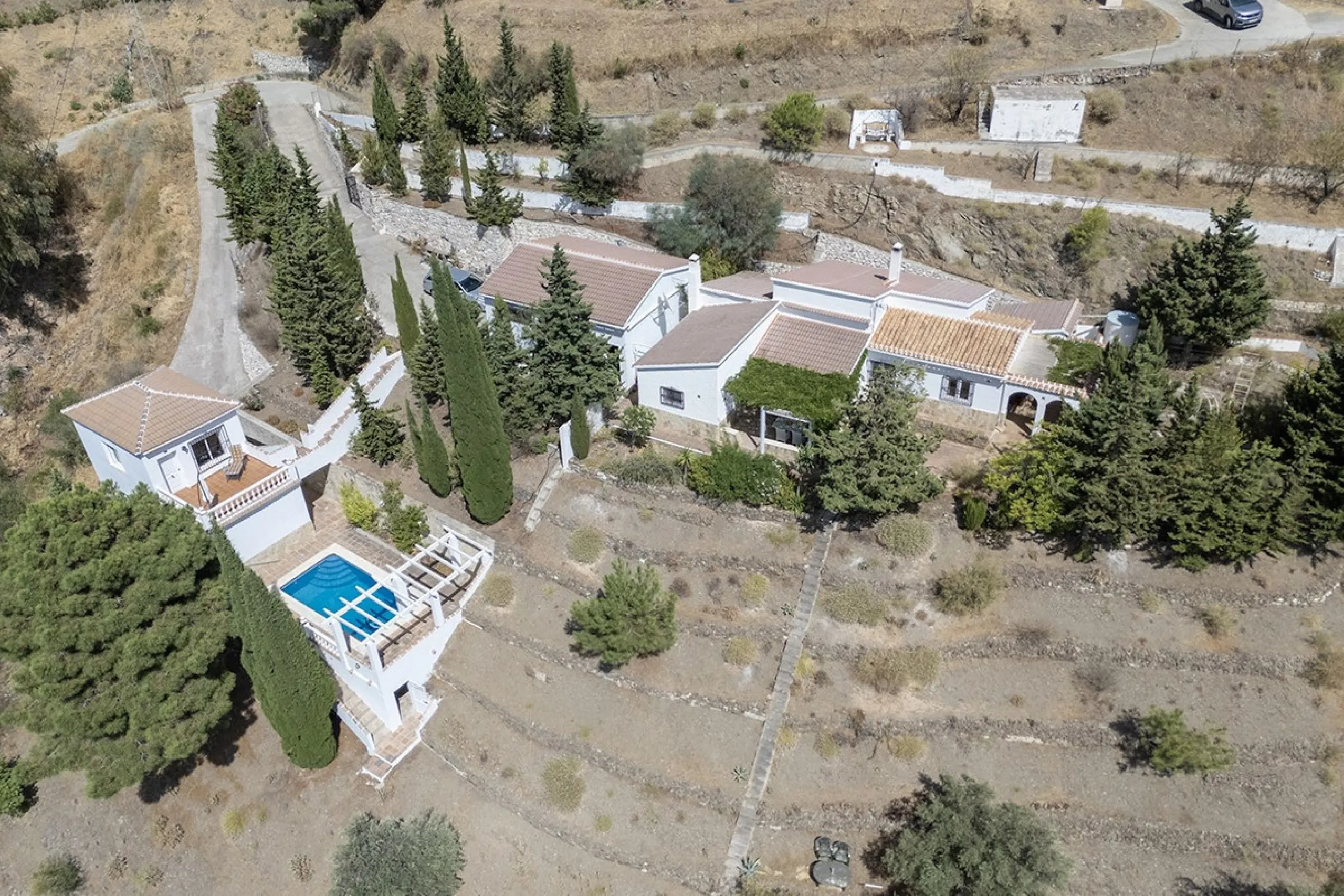 Charming Luxury Country Property with Guest House, Garage and Pool -Close to Competa
