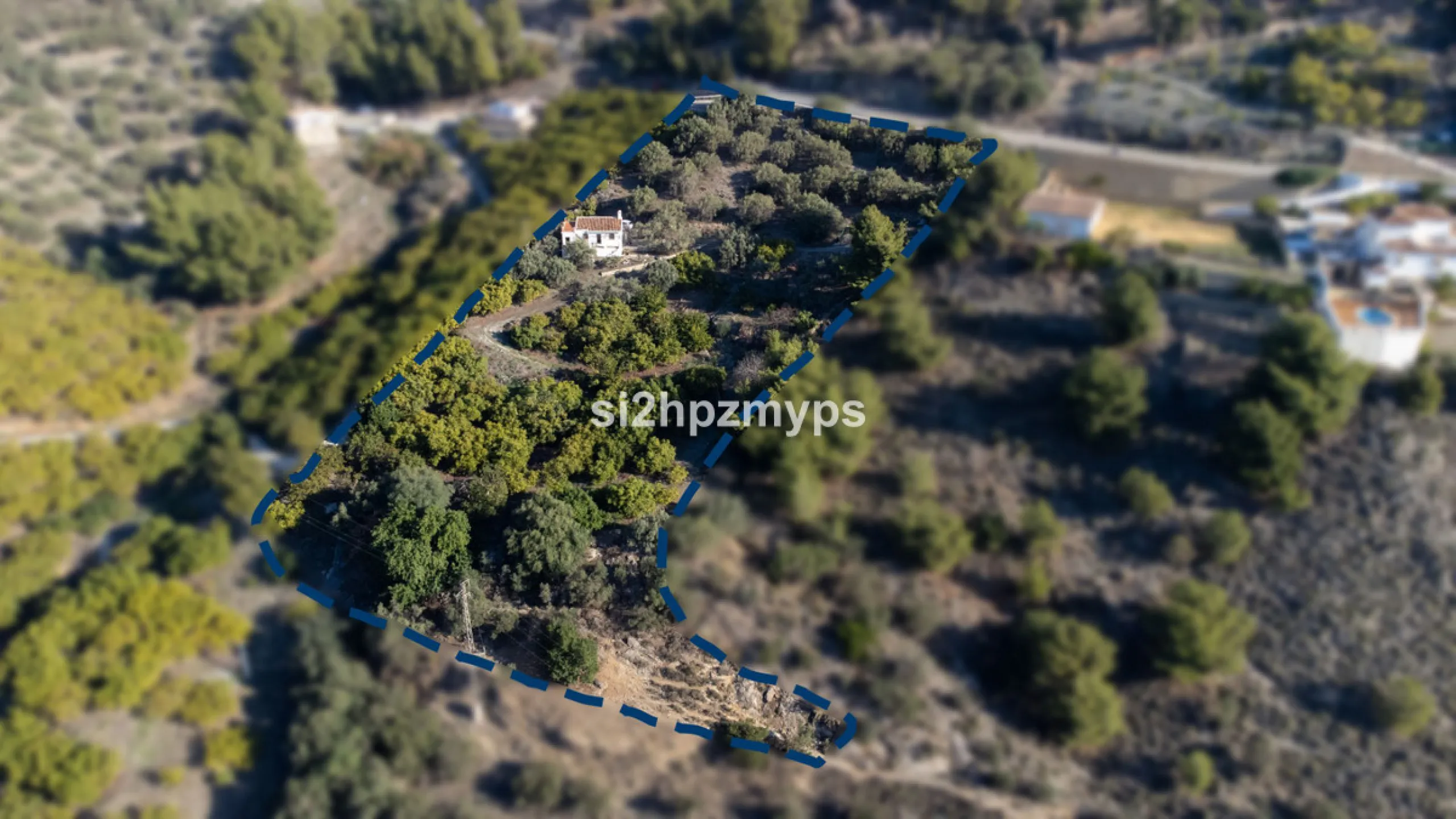 House - Detached Villa в продаже в Frigiliana, Málaga. В доме 1 спален и 1 ванных комнат. Площадь дома 48 м². Площадь участка 8980 м²