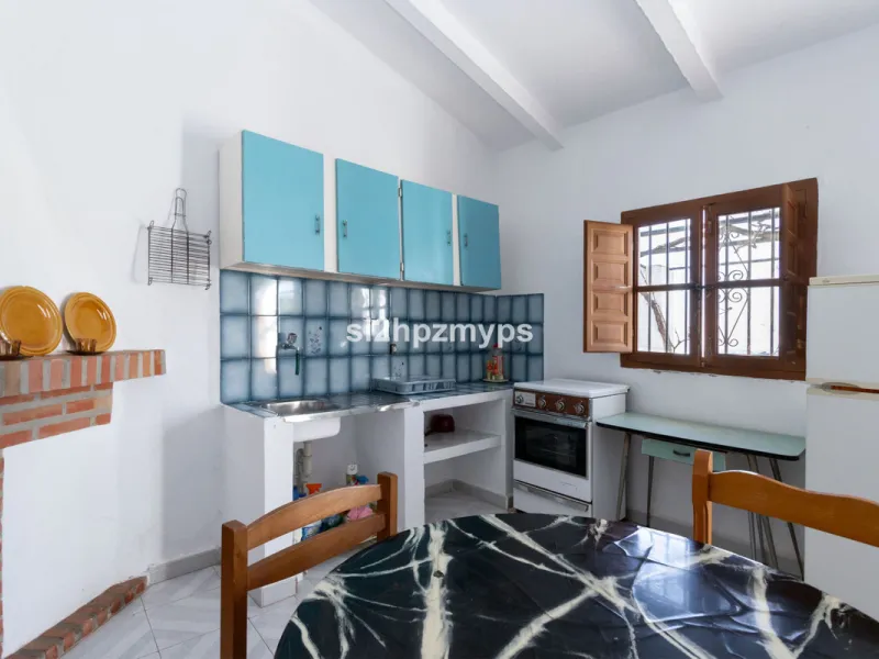 House - Detached Villa в продаже в Frigiliana, Málaga. В доме 1 спален и 1 ванных комнат. Площадь дома 48 м². Площадь участка 8980 м²
