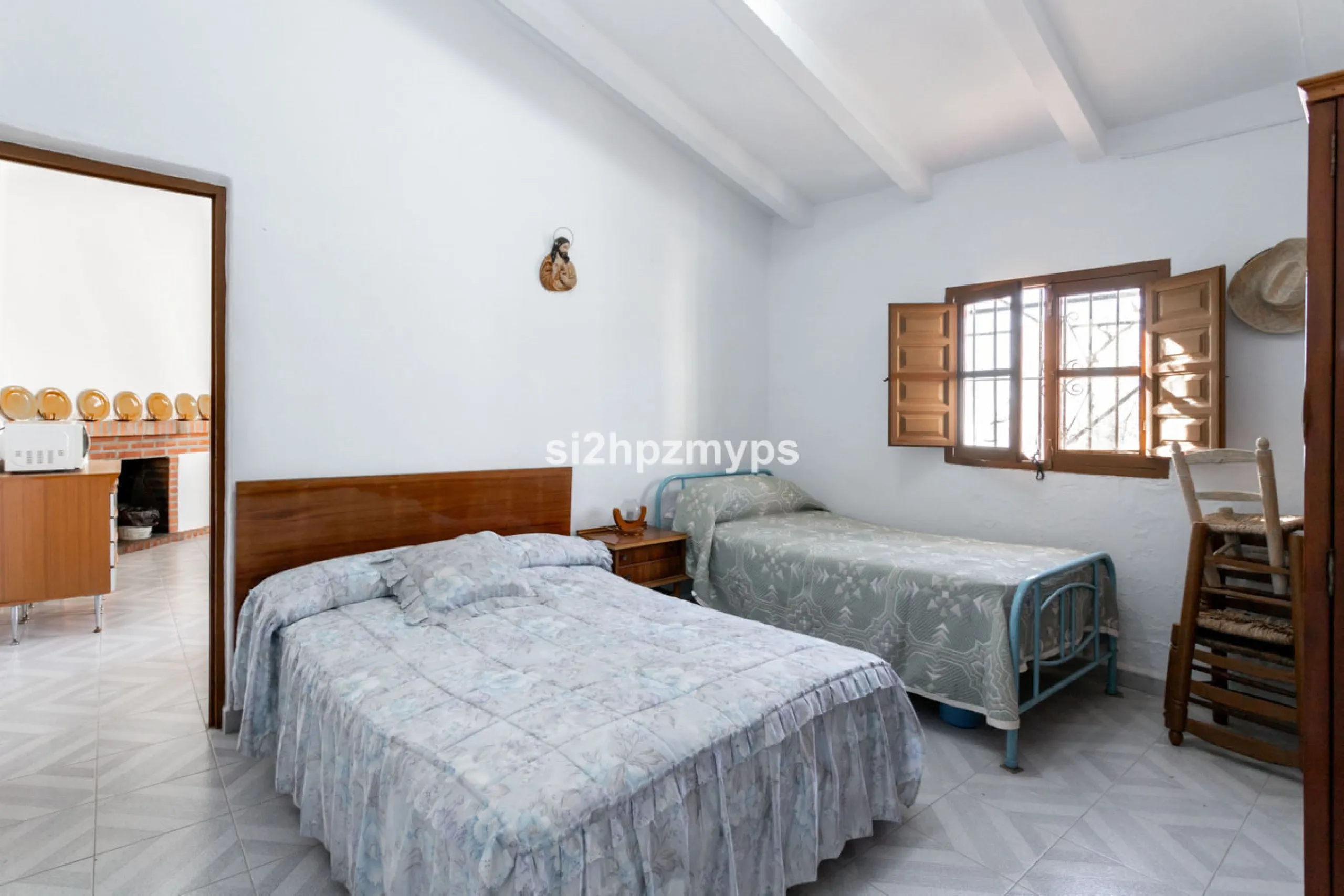 House - Detached Villa в продаже в Frigiliana, Málaga. В доме 1 спален и 1 ванных комнат. Площадь дома 48 м². Площадь участка 8980 м²