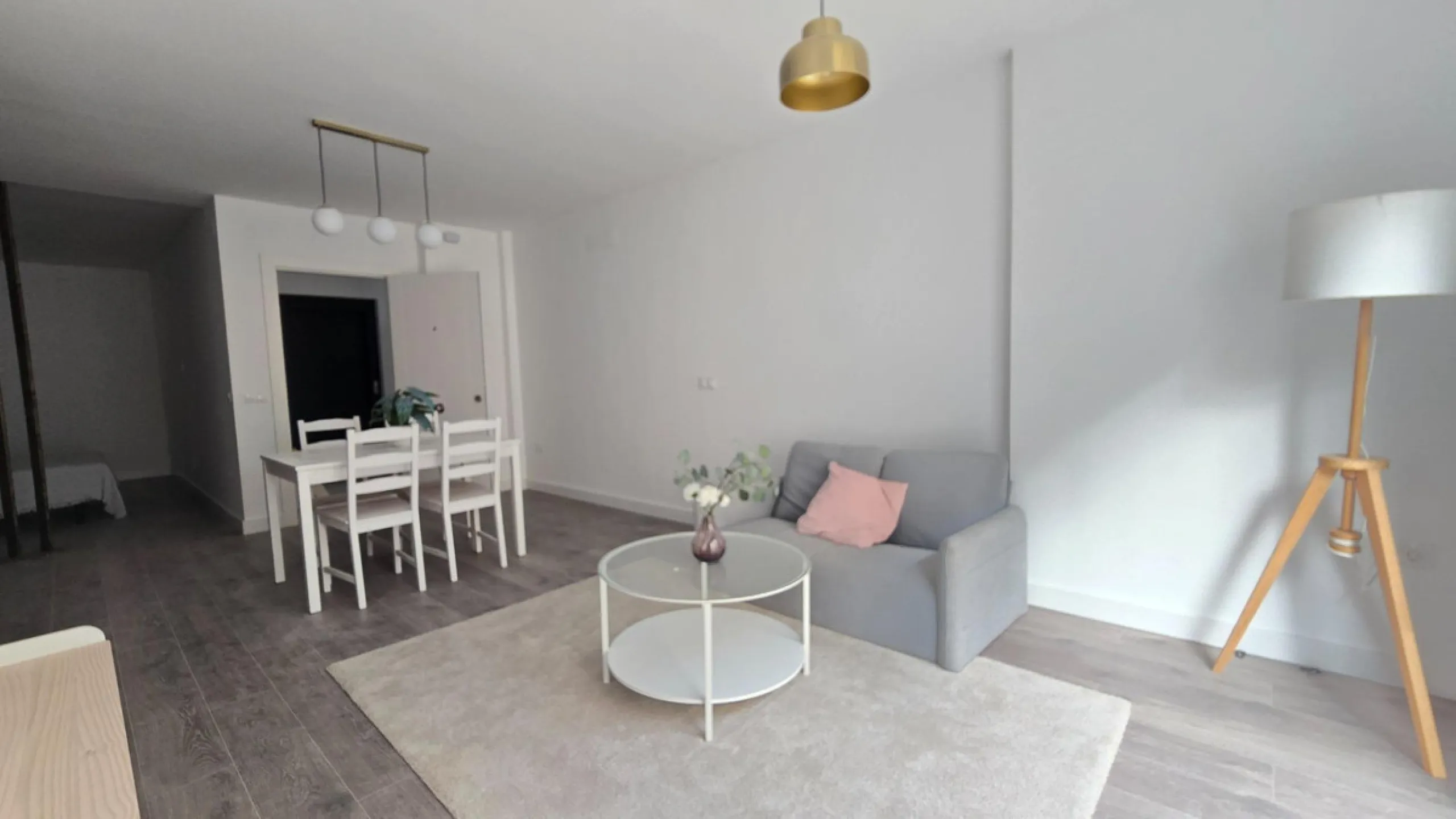 Apartment - Middle Floor Studio в продаже в Málaga, Málaga. Площадь дома 47 м²