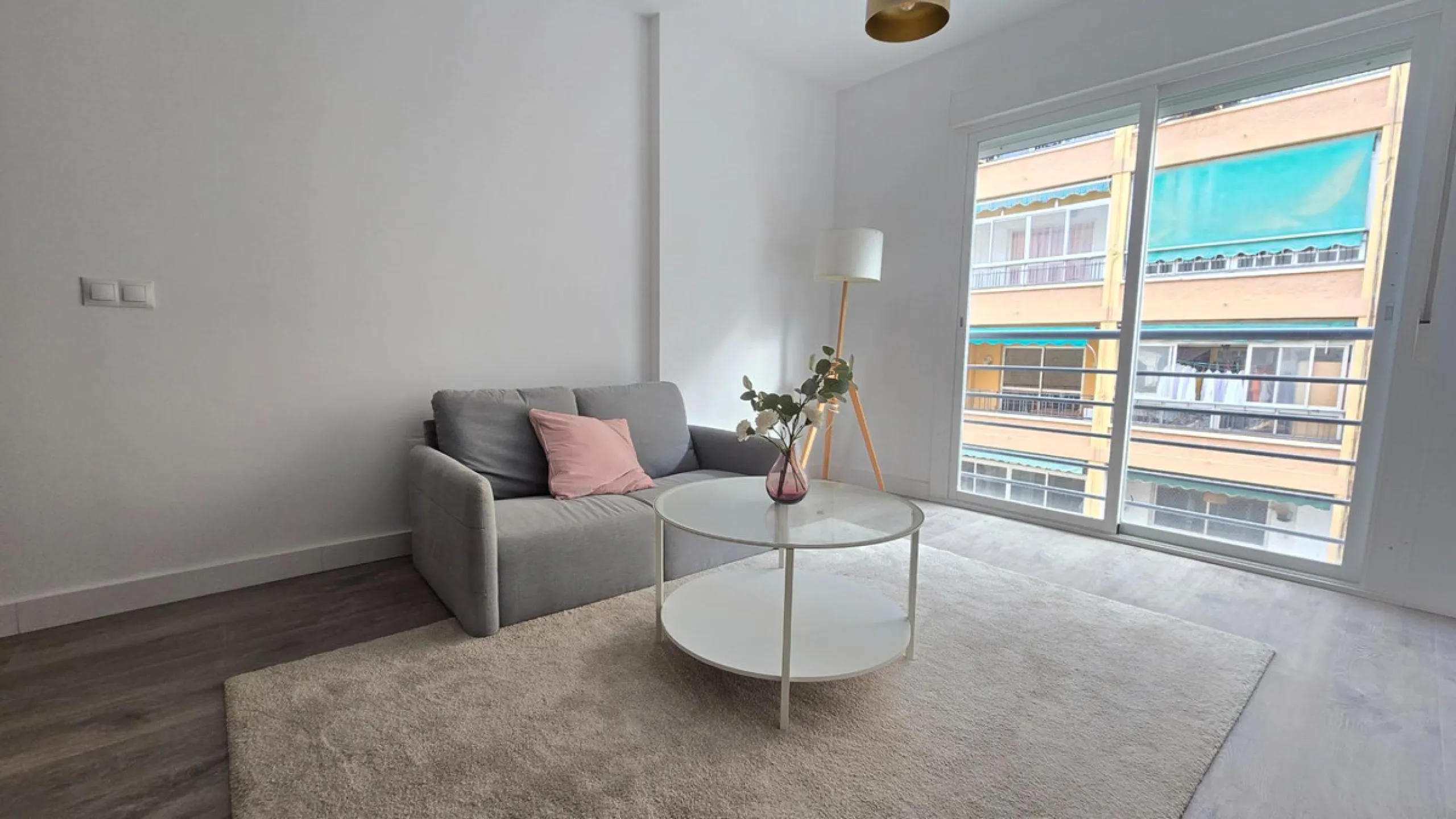 Apartment - Middle Floor Studio в продаже в Málaga, Málaga. Площадь дома 47 м²