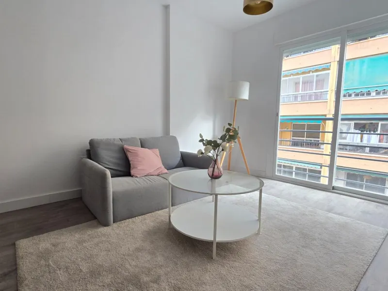 Apartment - Middle Floor Studio в продаже в Málaga, Málaga. Площадь дома 47 м²