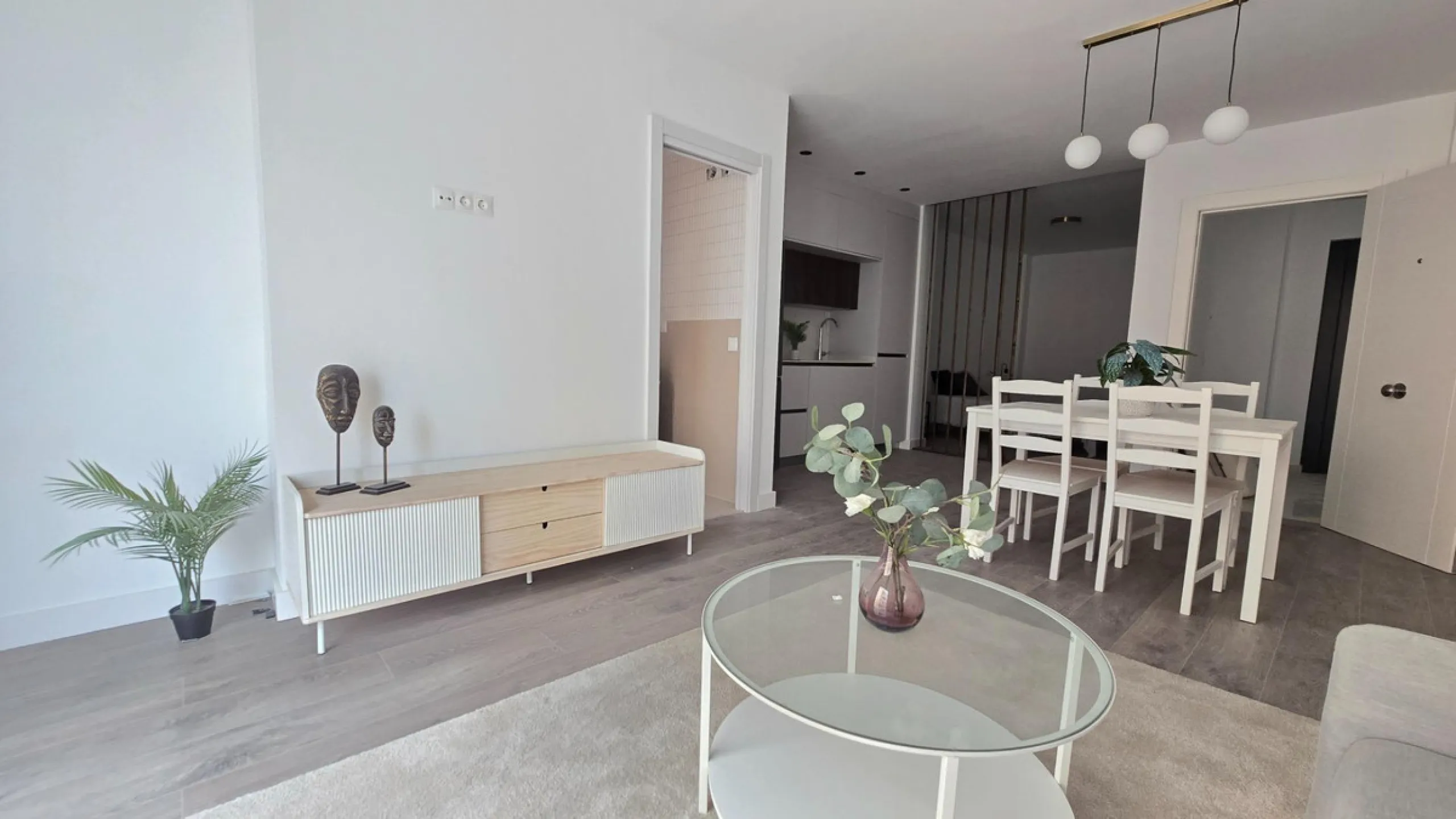 Apartment - Middle Floor Studio в продаже в Málaga, Málaga. Площадь дома 47 м²