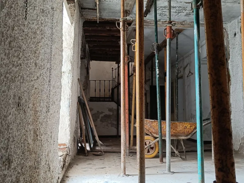 House - Semi-Detached House в продаже в Mijas, Málaga. В доме 5 спален и 1 ванных комнат. Площадь дома 228 м²