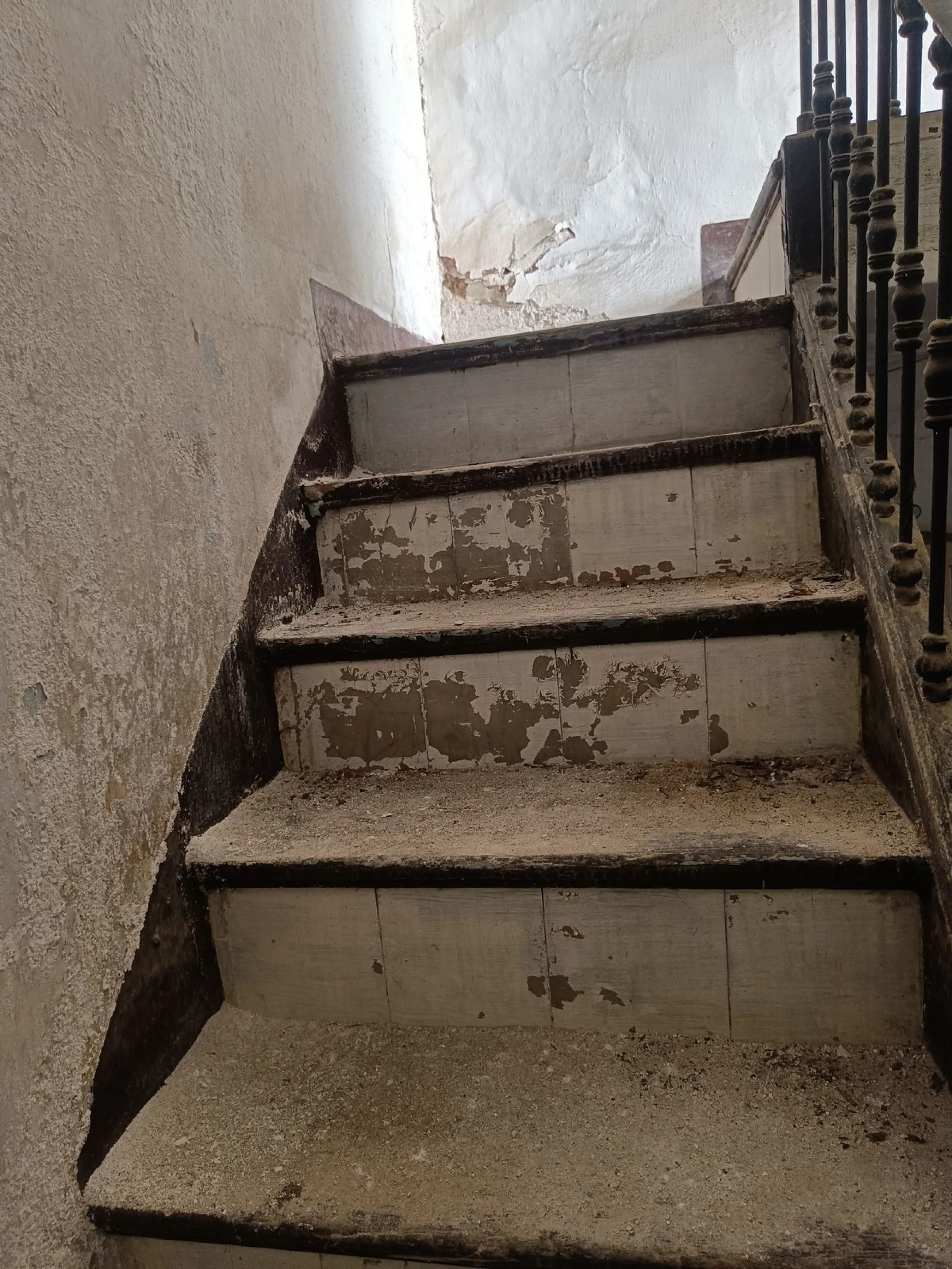 House - Semi-Detached House в продаже в Mijas, Málaga. В доме 5 спален и 1 ванных комнат. Площадь дома 228 м²