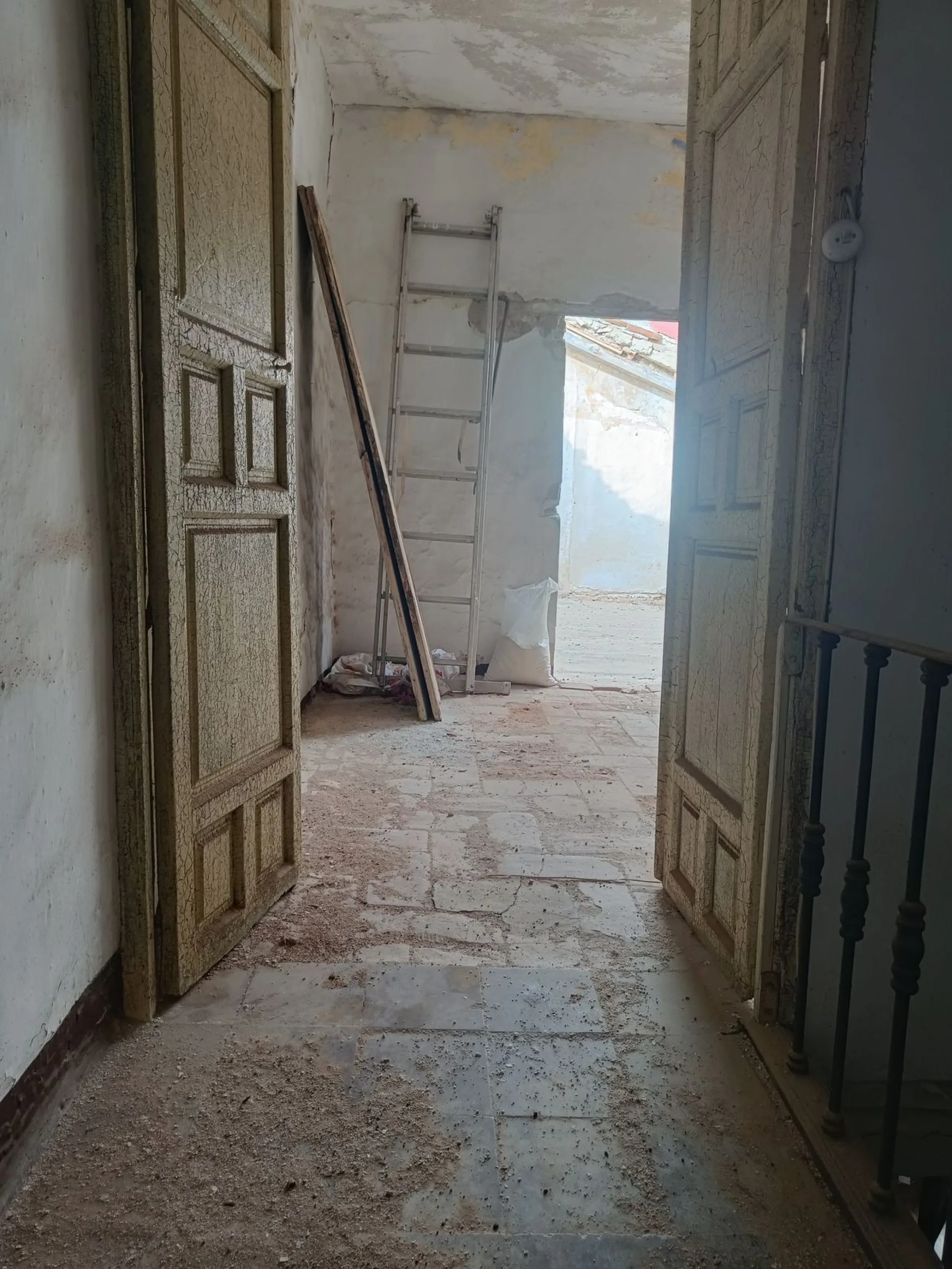 House - Semi-Detached House в продаже в Mijas, Málaga. В доме 5 спален и 1 ванных комнат. Площадь дома 228 м²