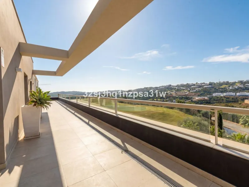 Frontline Golf Penthouse – La Cala Golf Mijas