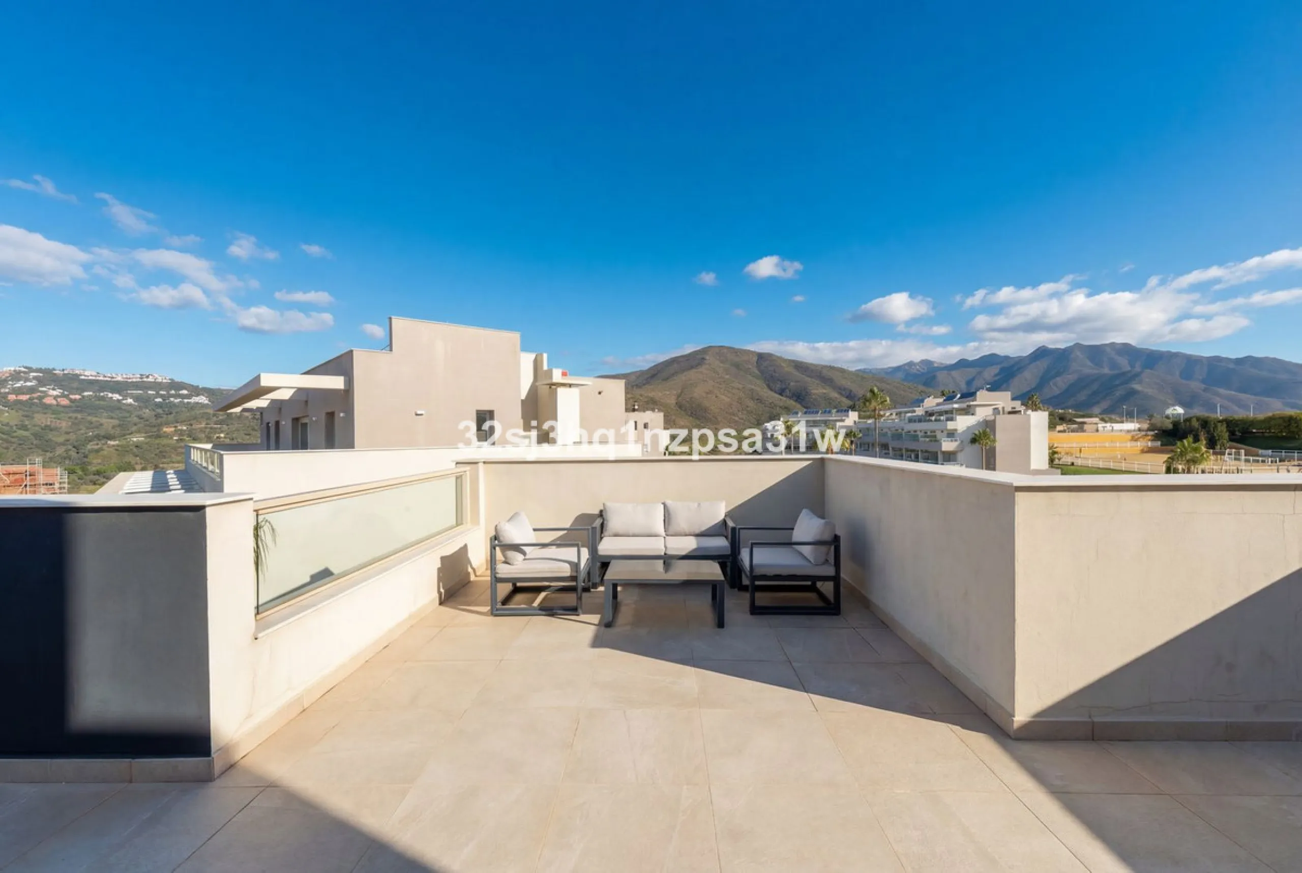 Frontline Golf Penthouse – La Cala Golf Mijas