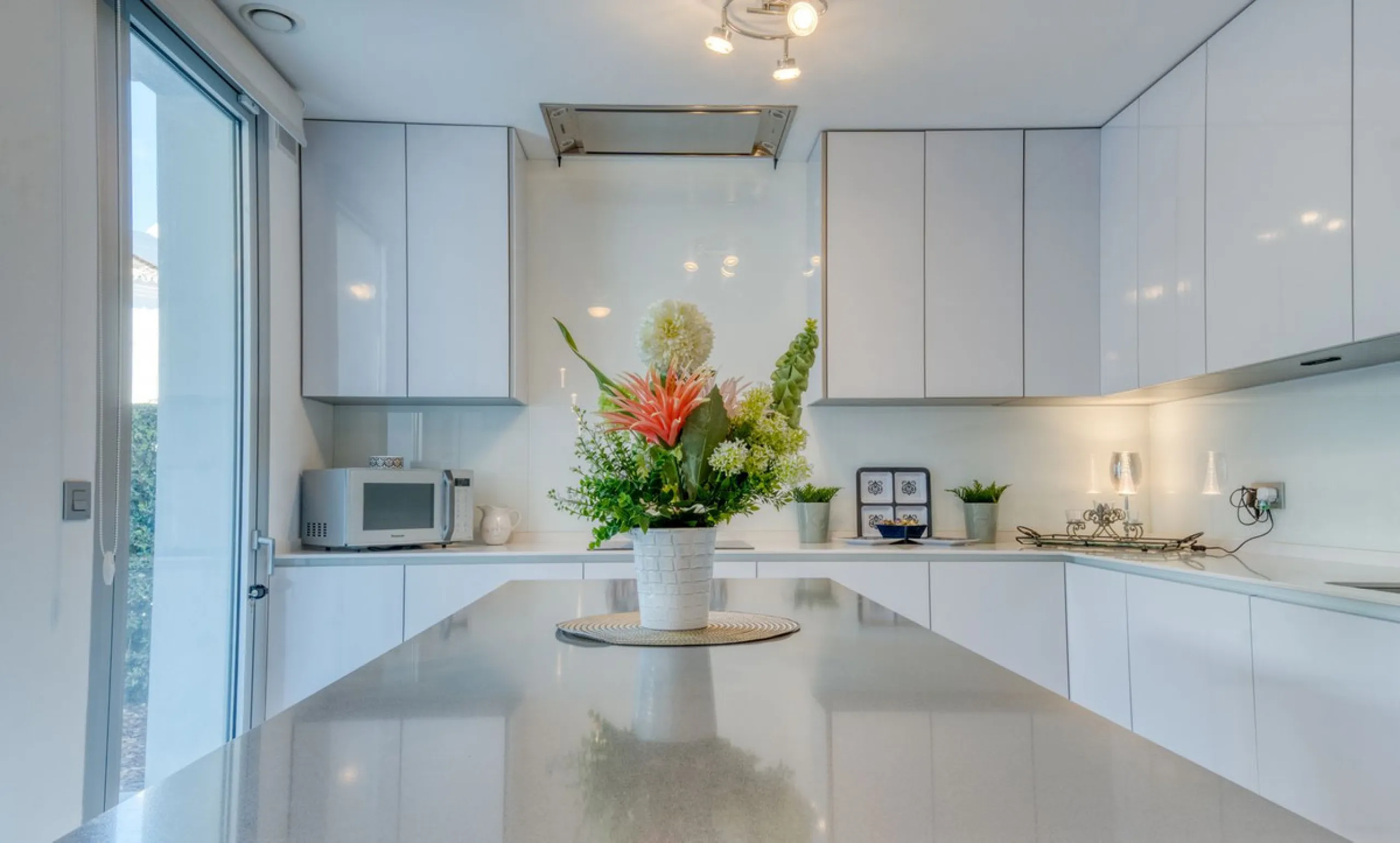 Elegant Garden Apartment in Belair | Cancelada | Refined Living on the New Golden Mile