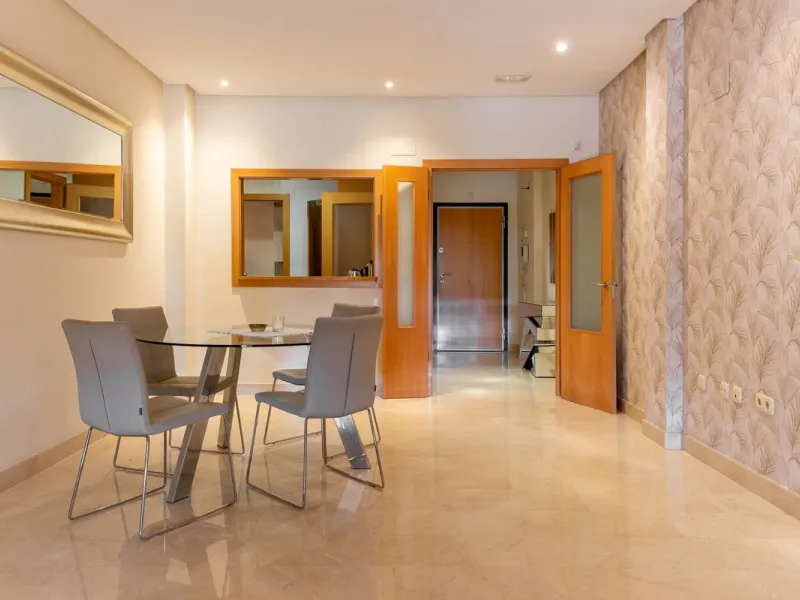 Very private South West facing garden apartment in this prestigious beachside development just meters from the sea only a short stroll to Puerto Banus. This 2 bed 2 bathroom 120m2 apartment has covered and uncovered terraces of 40m2 plus a private garden 