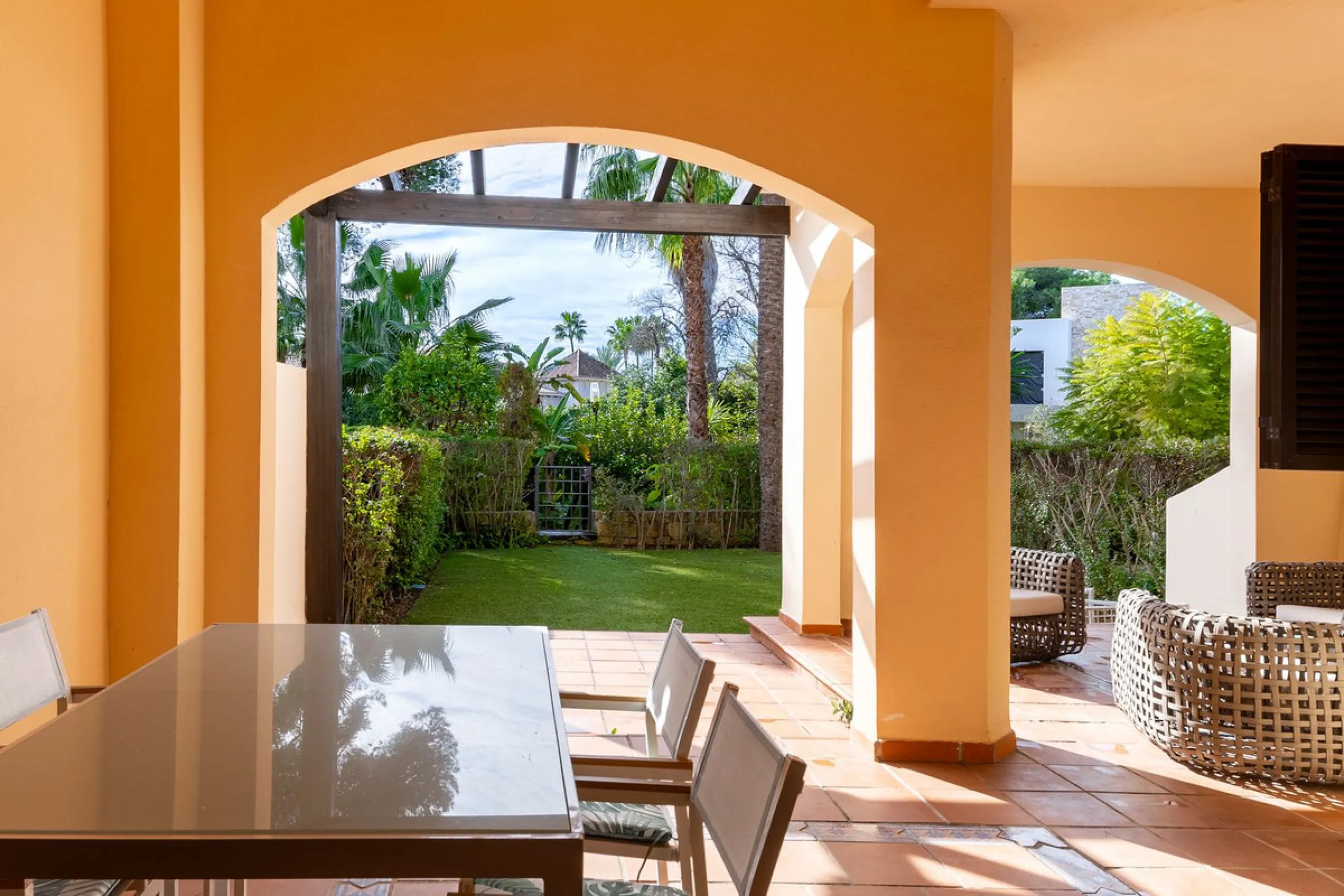 Very private South West facing garden apartment in this prestigious beachside development just meters from the sea only a short stroll to Puerto Banus. This 2 bed 2 bathroom 120m2 apartment has covered and uncovered terraces of 40m2 plus a private garden 
