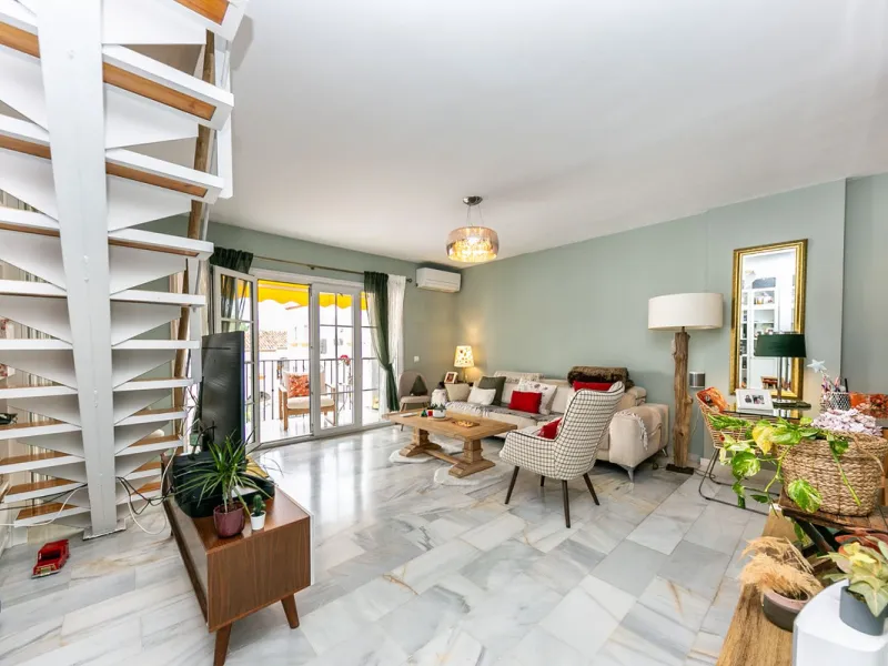 Penthouse Duplex in Tío Charles: An Andalusian Balcony in Benalmádena Pueblo