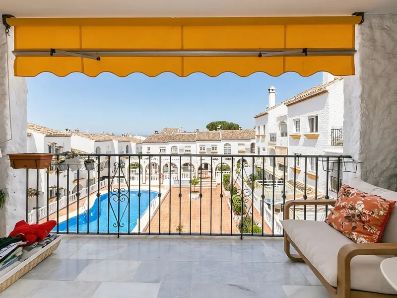 Penthouse Duplex in Tío Charles: An Andalusian Balcony in Benalmádena Pueblo