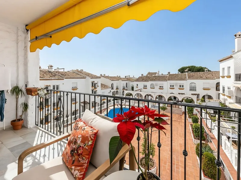 Penthouse Duplex in Tío Charles: An Andalusian Balcony in Benalmádena Pueblo